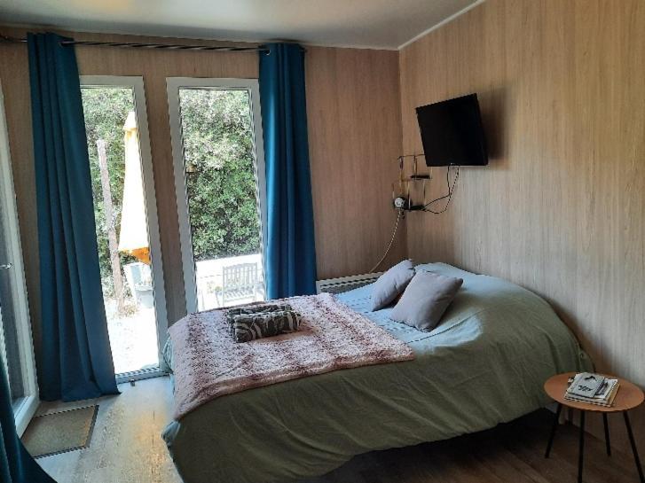 Le lodge des chênes Brousses-et-Villaret Quarto foto